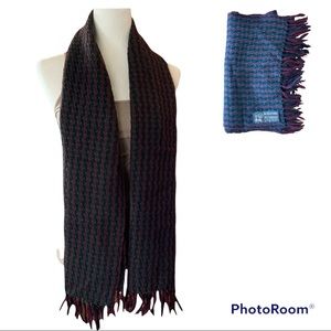 100% lambswool handloomed with fringes men’s or women’s scarf